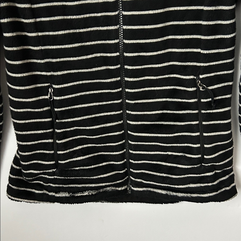 The North Face Women's Black and White Striped Fleece Full Zip Jacket Small P - Picture 2 of 7